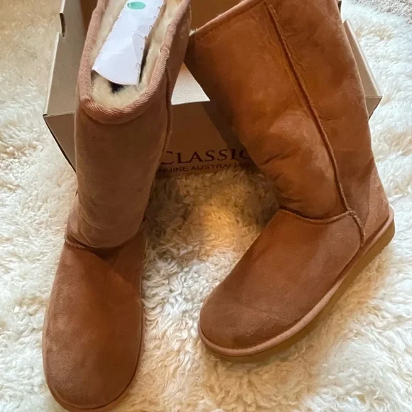 Cozy Tan Winter Boots for Women - Picture 1 of 3